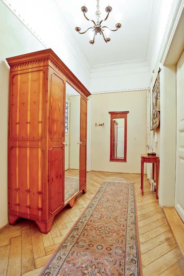 Open Gate Apartment Prague Exterior photo