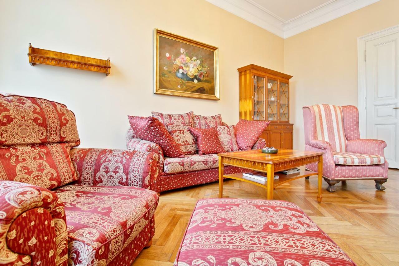 Open Gate Apartment Prague Exterior photo